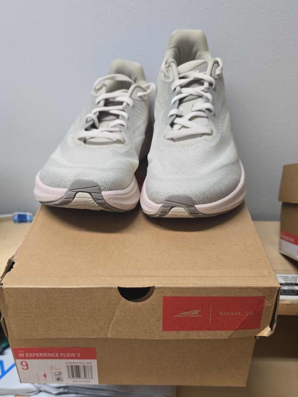 Altra Experience Flow 3 Neutral Light Gray ,TAN& Pink Women's Running Shoes